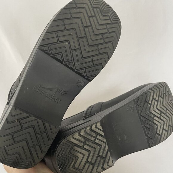 Dansko Professional Black Leather Clogs Slip-On Comfort Shoes Size 40 EU - Picture 2 of 4